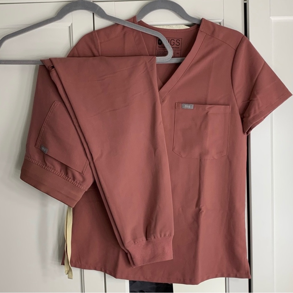 Figs Scrubs Set (PETITE)